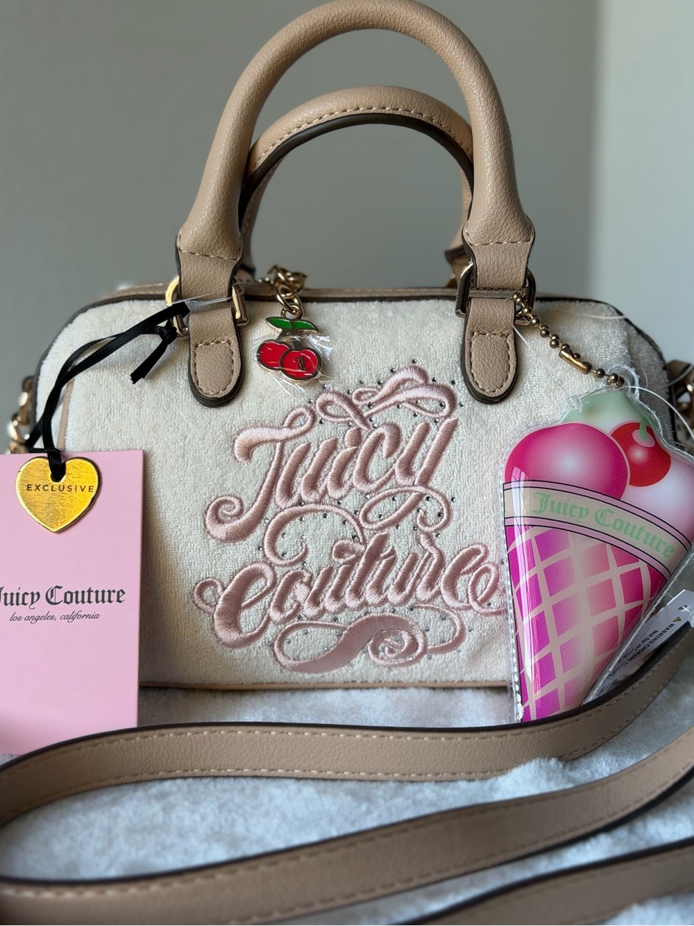 JUICY SUGAR RUSH CROSSBODY SOFT WHITE TAN HEART ICE CREAM RHINESTONE VIRAL